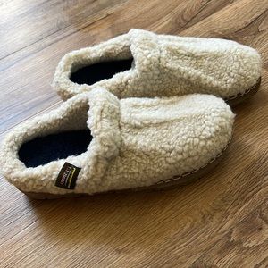 Cozy Slipper Slide